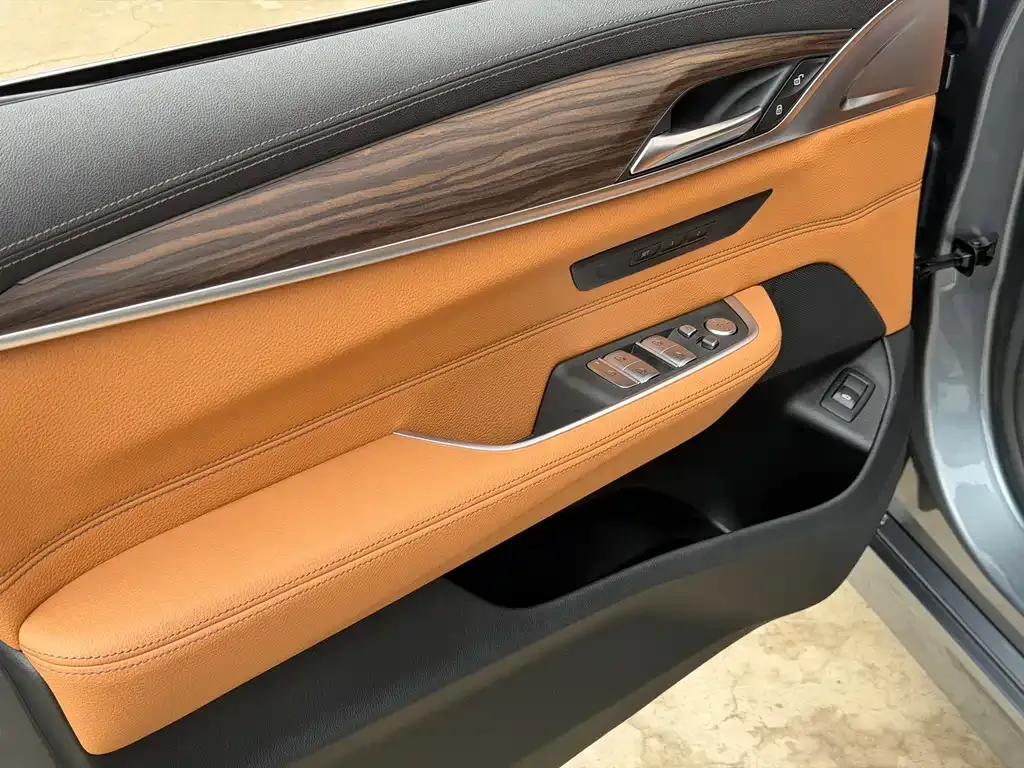 BMW 6 Series GT 2021 из CN, фото 4