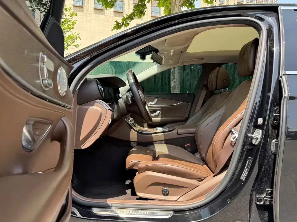 Mercedes-Benz E-Class 2021 из CN, фото 3