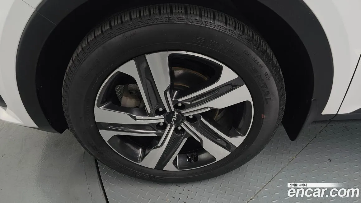 Kia Sorento — фото 5