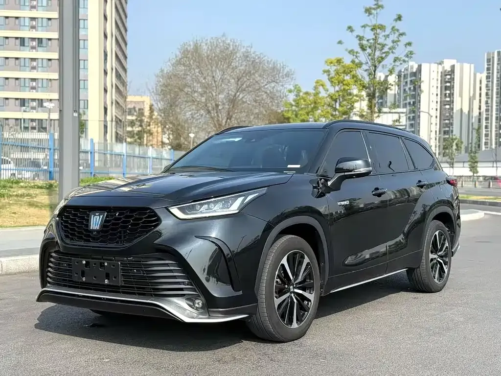 Toyota Crown Kluger