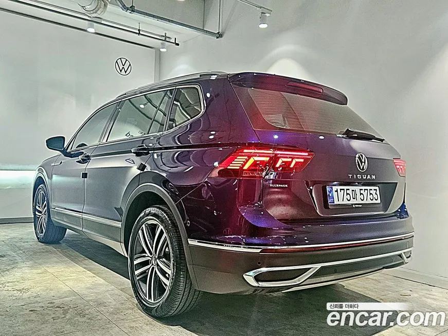Volkswagen Tiguan — фото 6