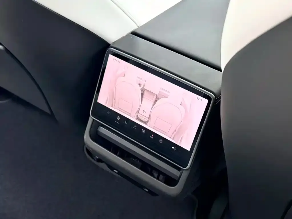 Tesla Model 3 2024 из CN, фото 2