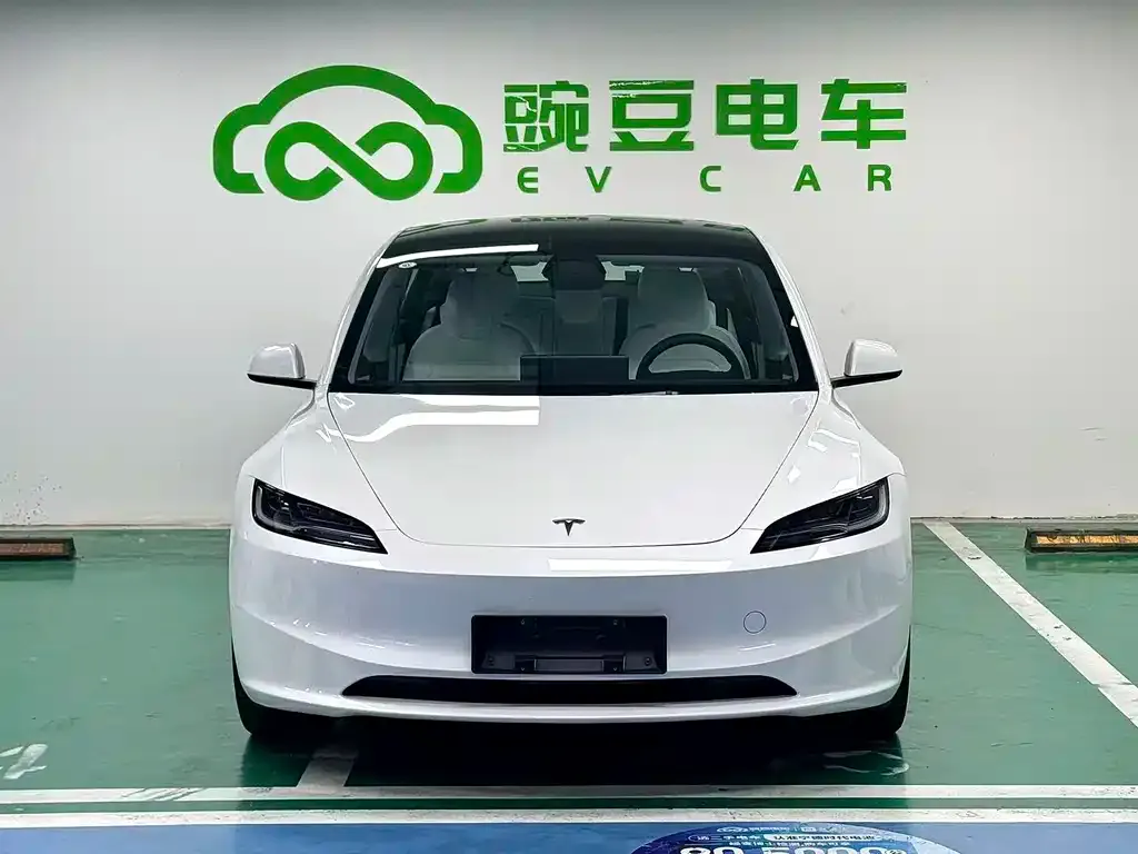 Tesla Model 3 2024 из CN, фото 8