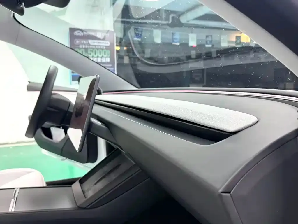 Tesla Model 3 2024 из CN, фото 4