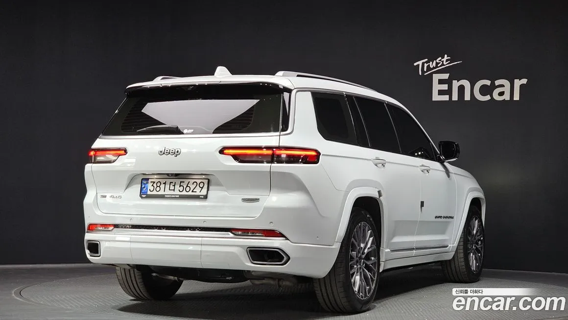 Jeep Cherokee — фото 5