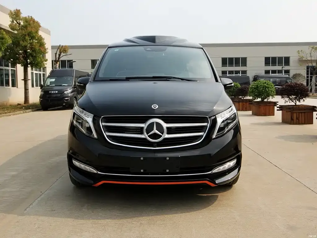 Mercedes-Benz V-Class 2022 из CN, фото 1