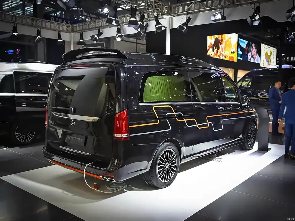 Mercedes-Benz V-Class 2022 из CN, фото 6