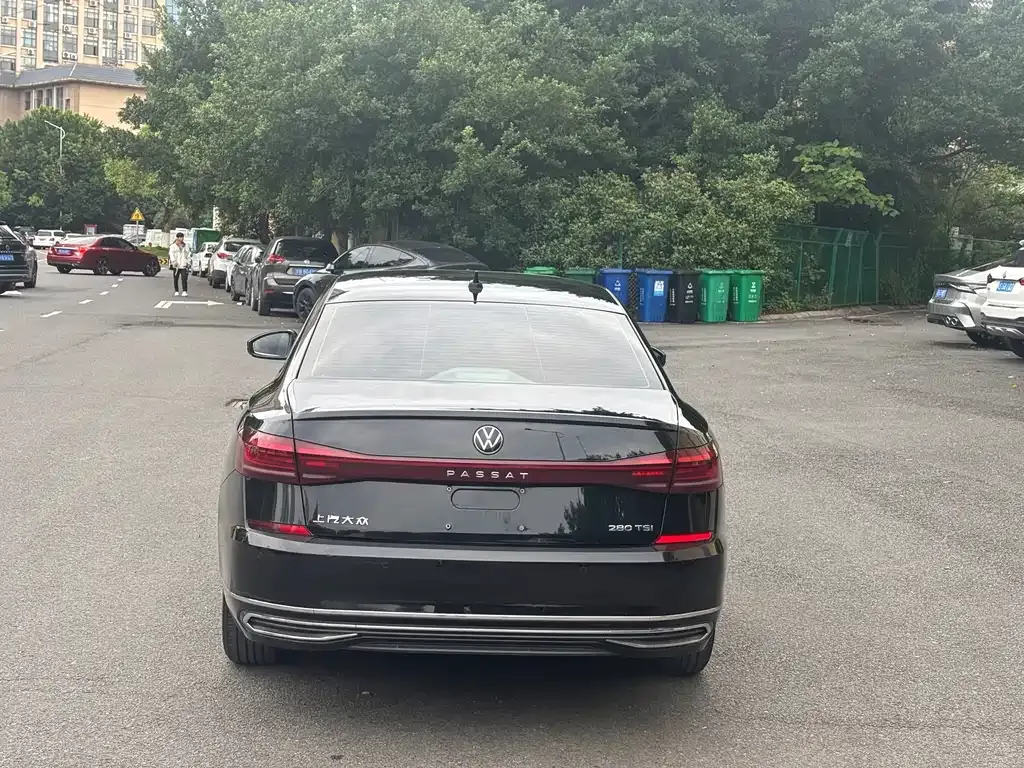 Volkswagen Passat 2022 из CN, фото 9