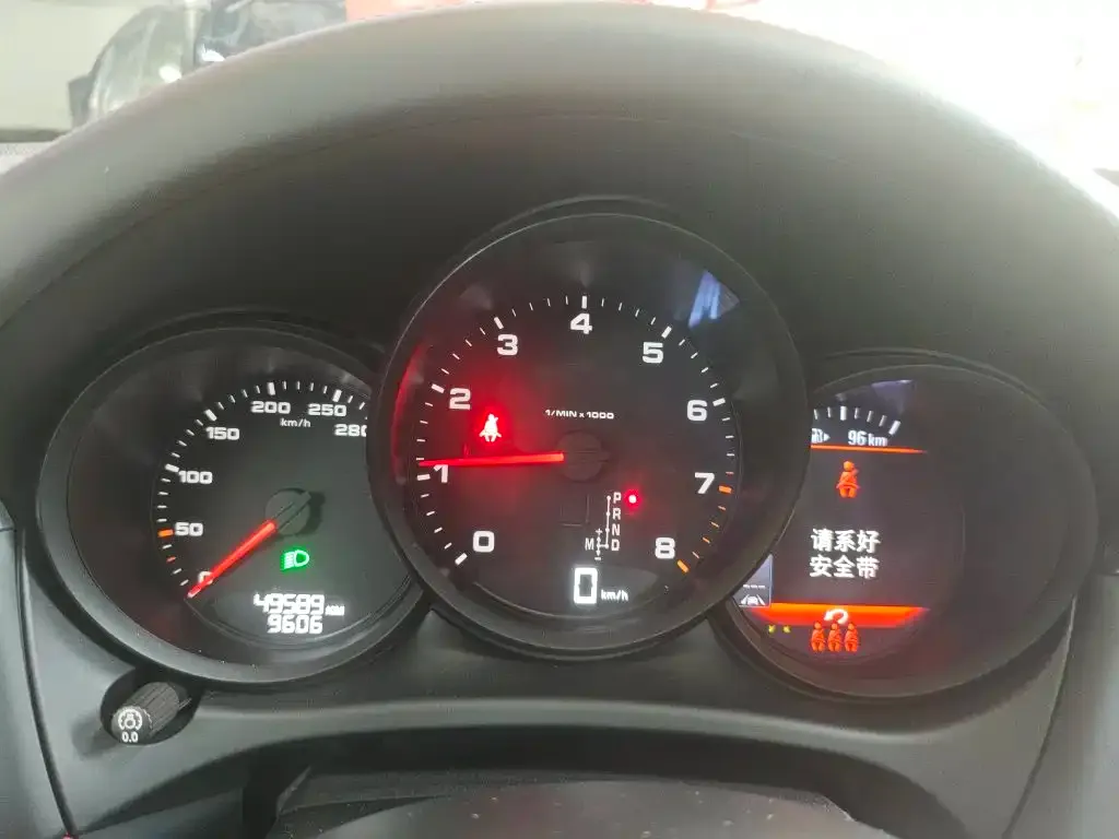 Porsche Macan 2021 из CN, фото 2