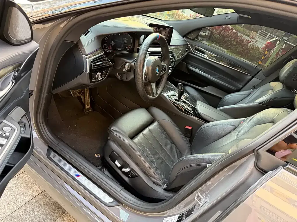 BMW 6 Series GT — фото 10