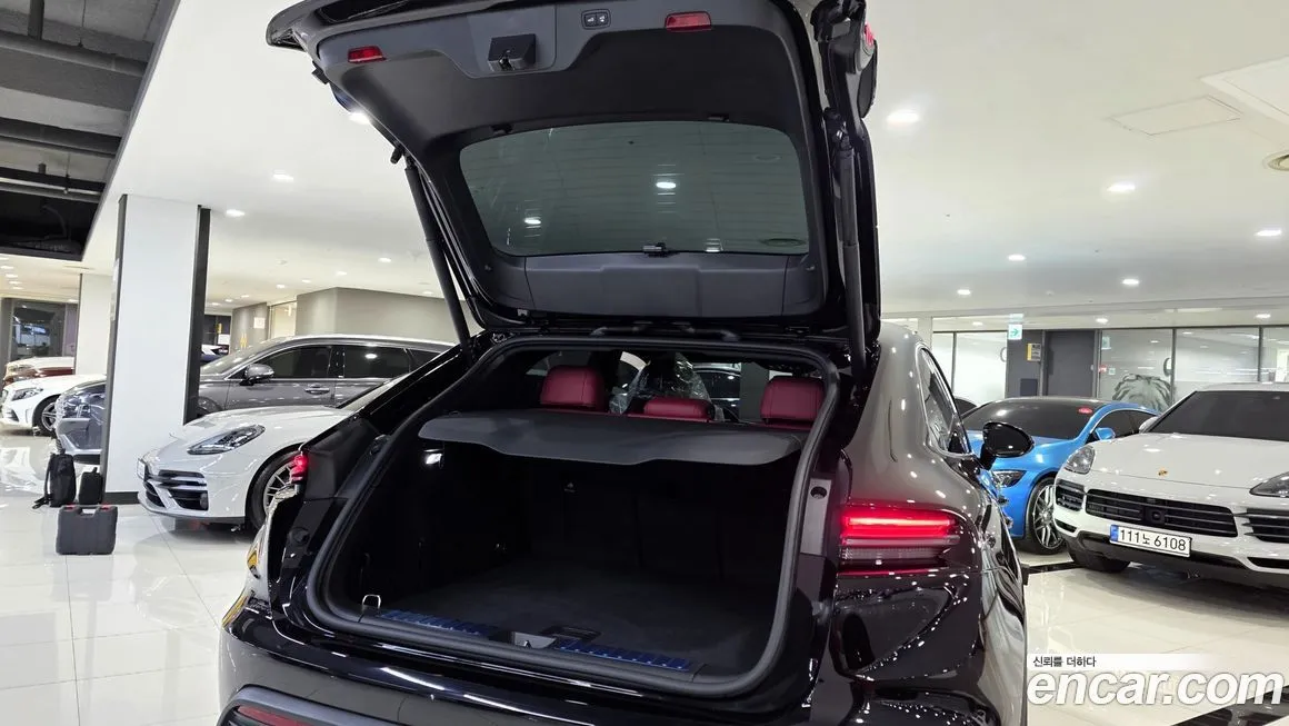 Porsche Macan 2025 из KR, фото 6