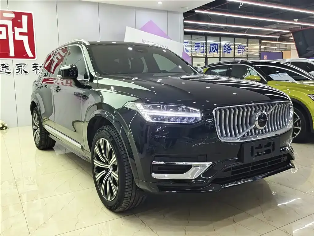 Volvo XC90 — фото 4