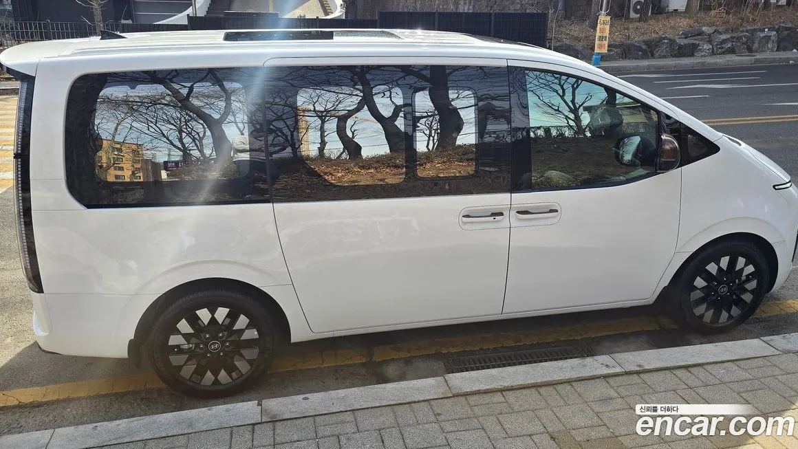 Hyundai Staria — фото 10
