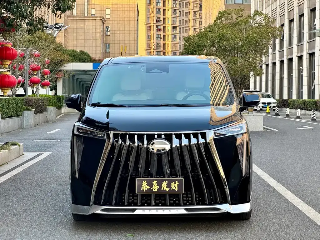 GAC Motor Trumpchi M8 — фото 1