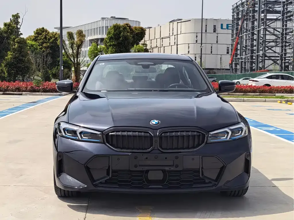 BMW 3 Series 2024 из CN, фото 4