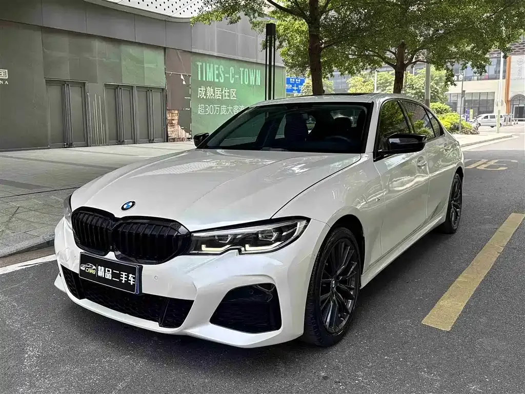 BMW 3 Series 2021 из CN, фото 1