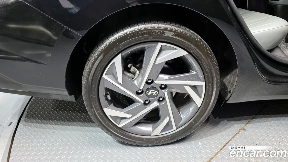Hyundai AVANTE — фото 7