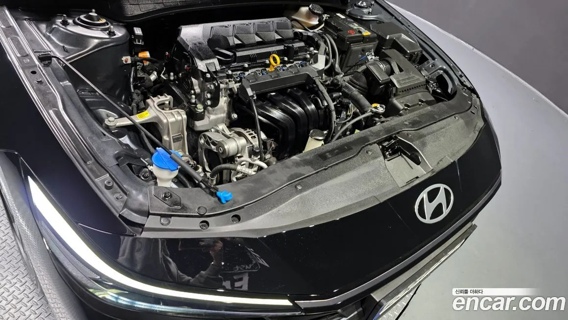 Hyundai AVANTE — фото 9