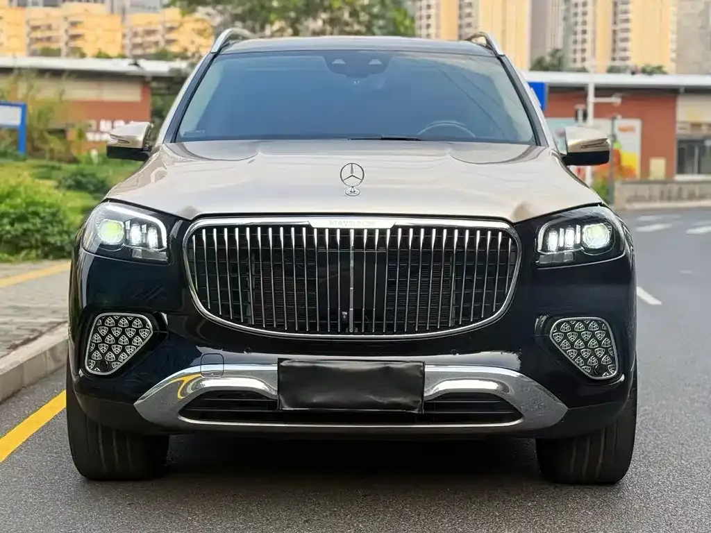Mercedes-Benz GLS — фото 8