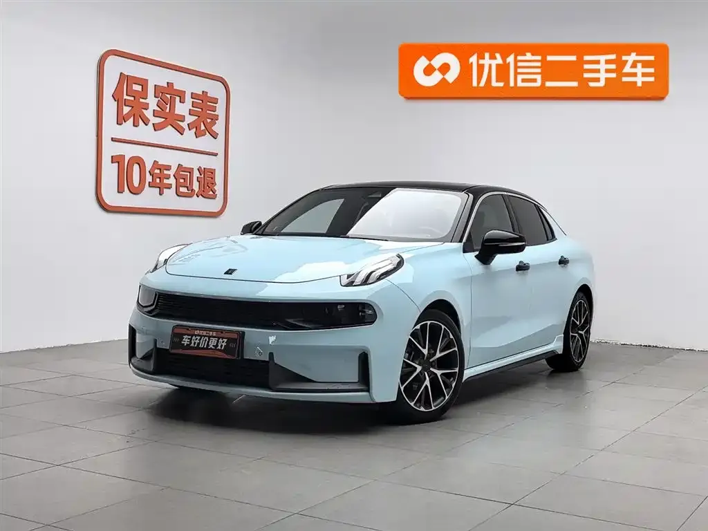 Lynk & Co 03