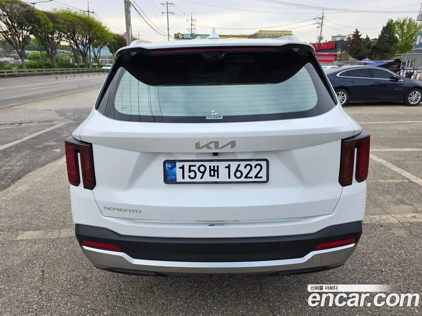 Kia Sorento — фото 8