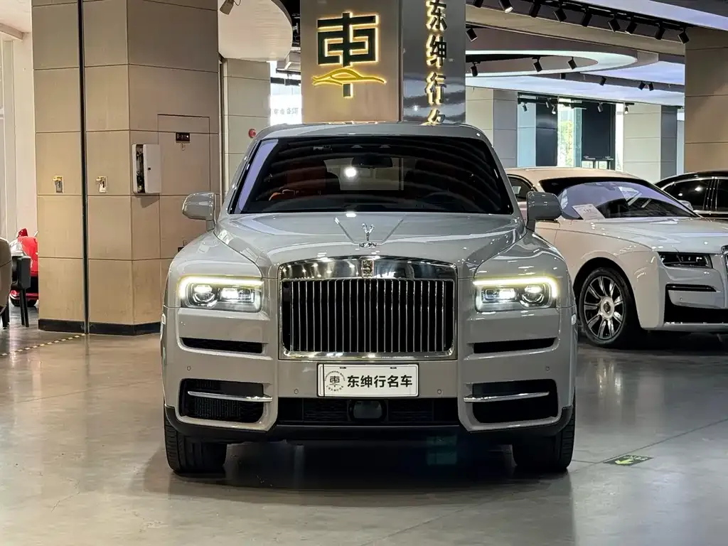 Rolls-Royce Cullinan 2022 из CN, фото 8