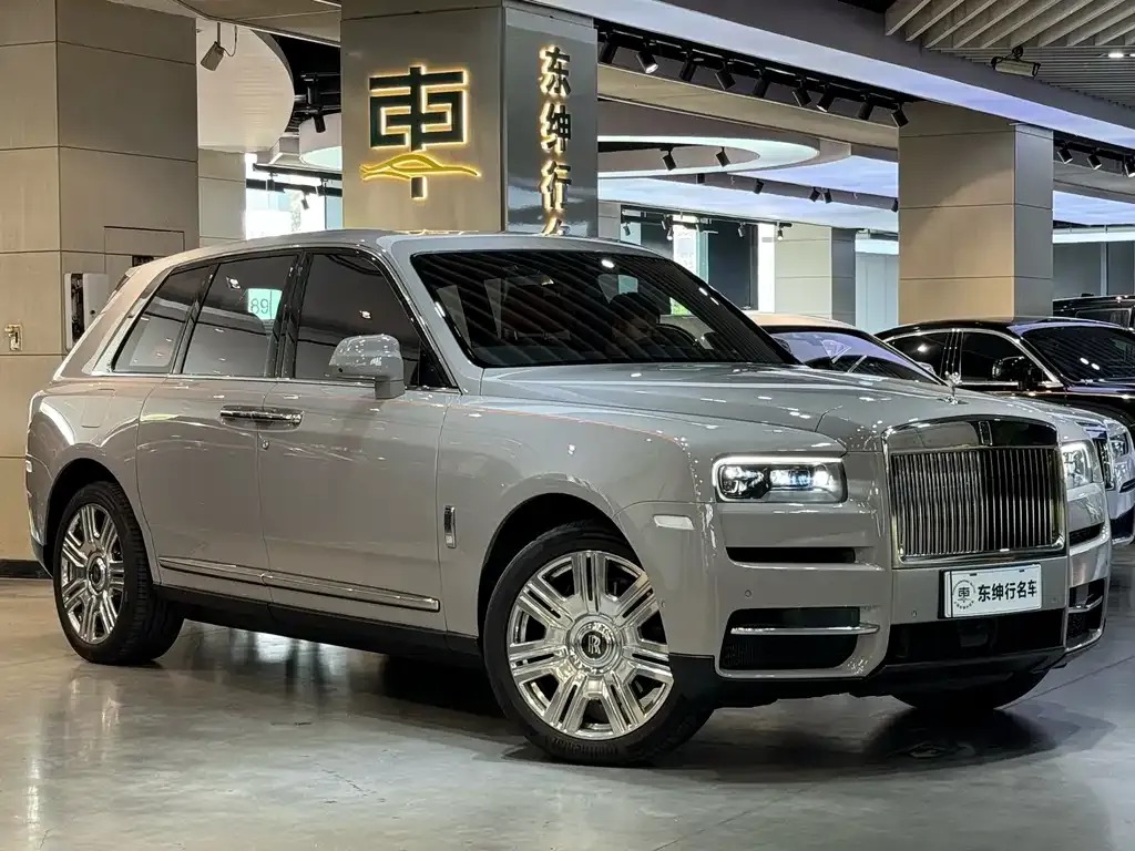 Rolls-Royce Cullinan 2022 из CN, фото 9