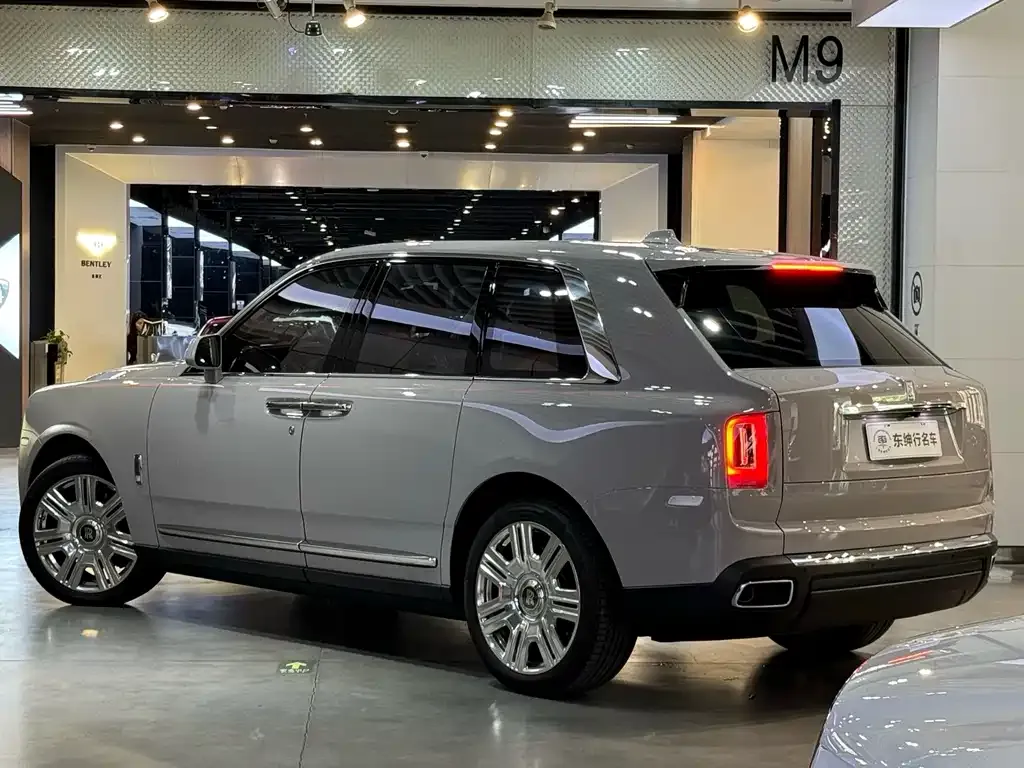Rolls-Royce Cullinan 2022 из CN, фото 5