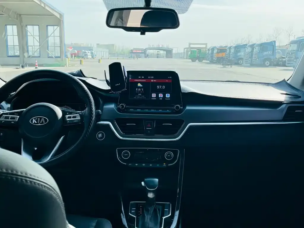 Kia Sportage — фото 2