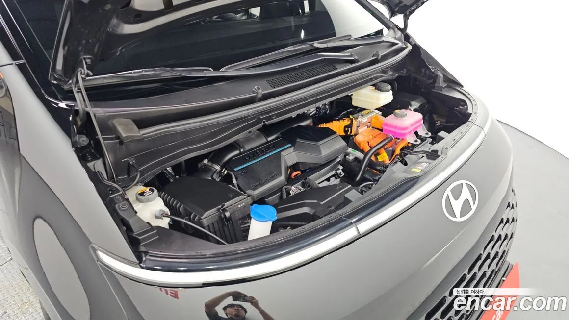 Hyundai Staria 2025 из KR, фото 8
