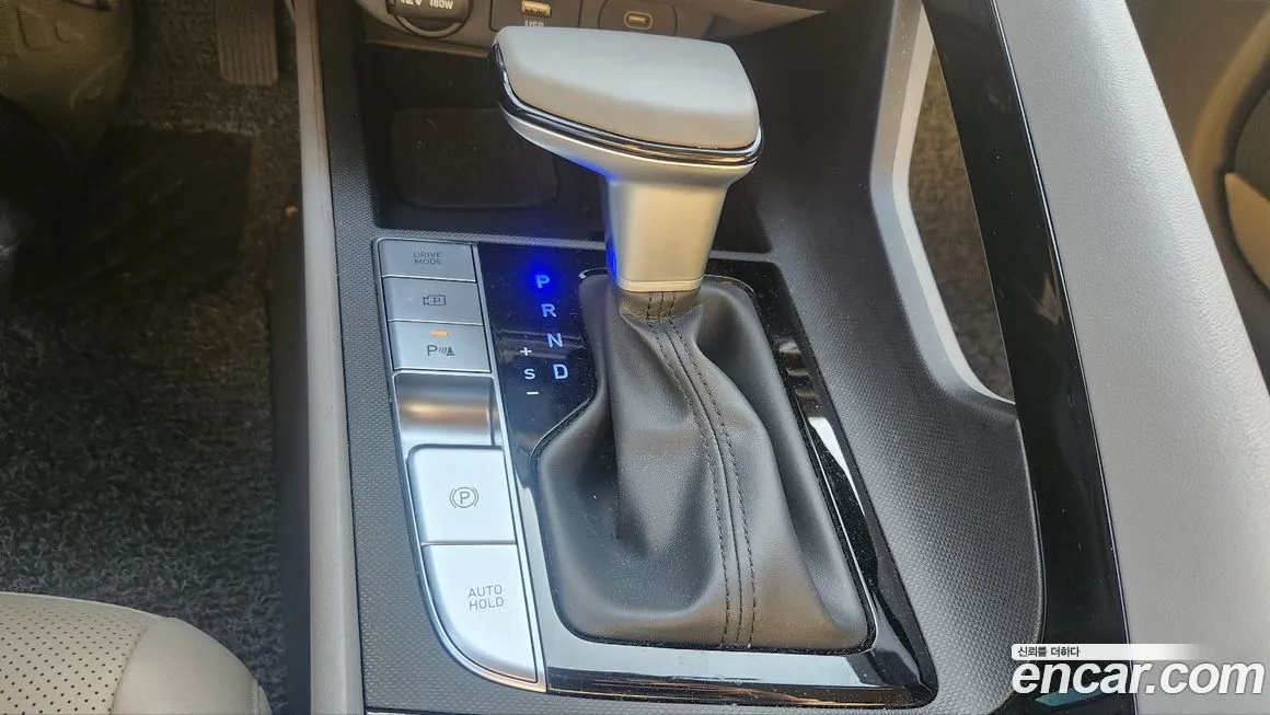 Hyundai AVANTE — фото 4