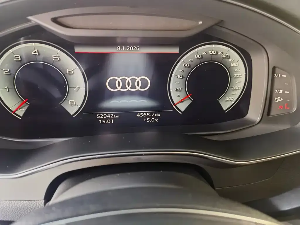 Audi A6L 2023 из CN, фото 3
