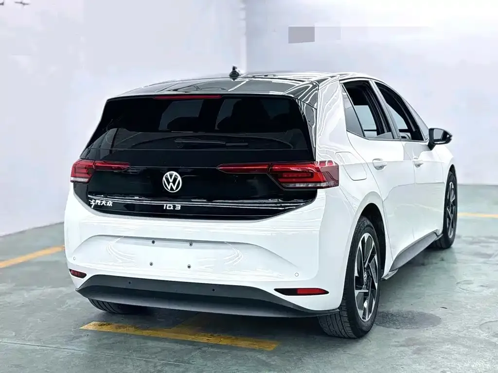 Volkswagen ID.3 — фото 4