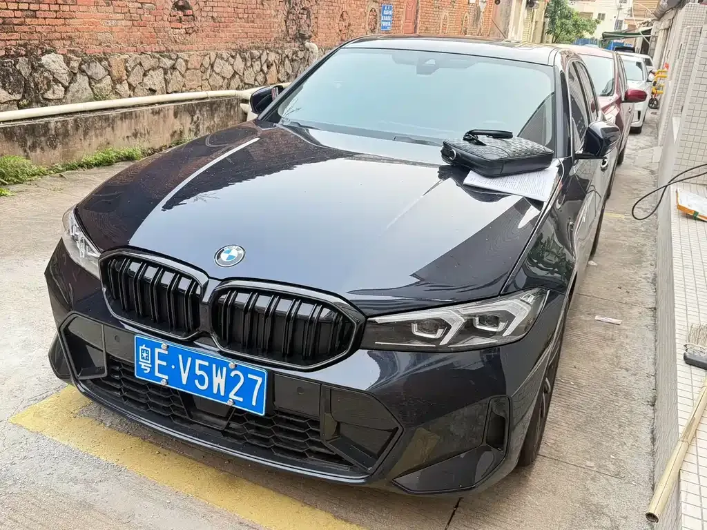 BMW 3 Series — фото 1