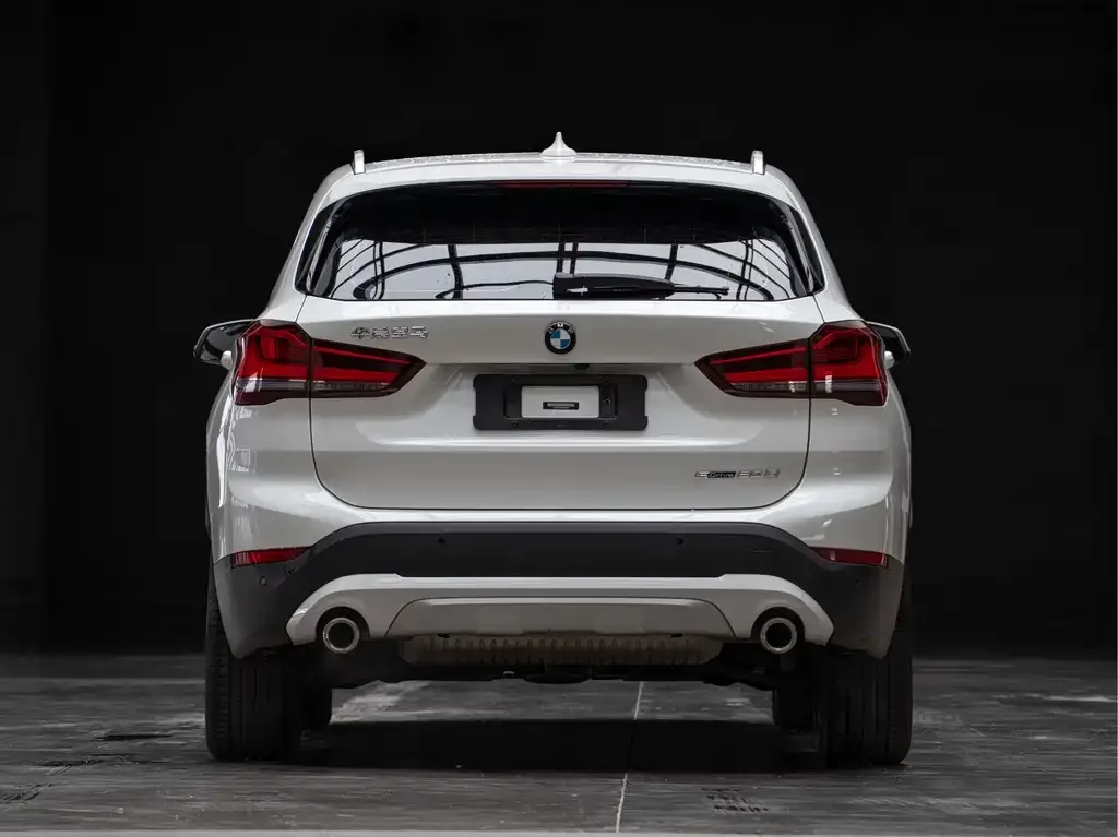 BMW X1 — фото 3
