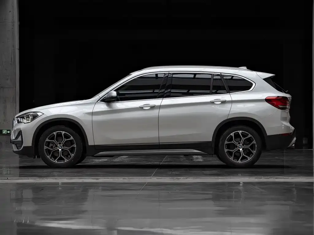 BMW X1 — фото 6