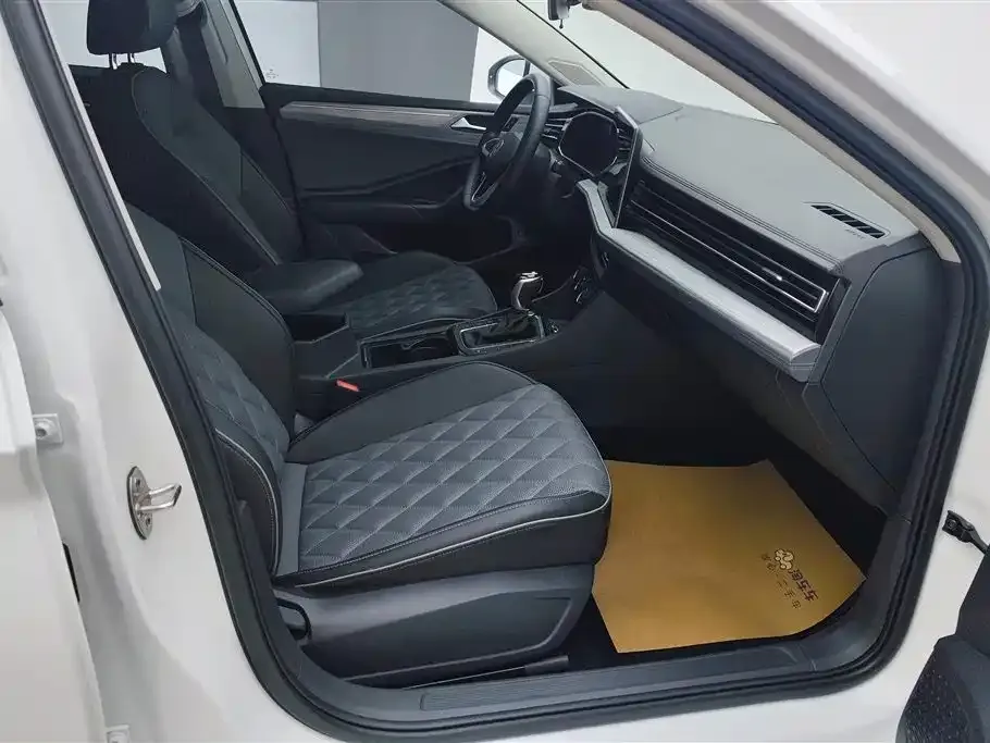 Volkswagen Sagitar 2024 из CN, фото 10