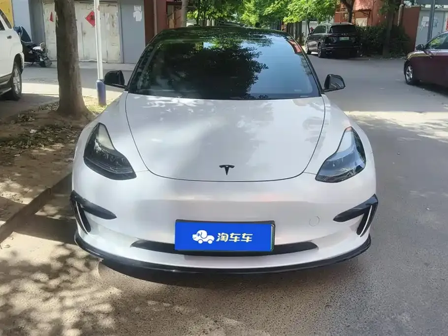 Tesla Model 3 — фото 8