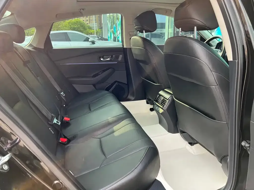 Honda Accord 2024 из CN, фото 7