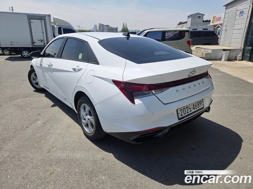 Hyundai AVANTE — фото 9