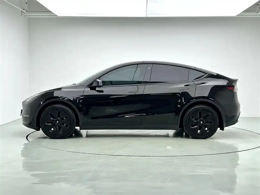 Tesla Model Y 2022 из CN, фото 10
