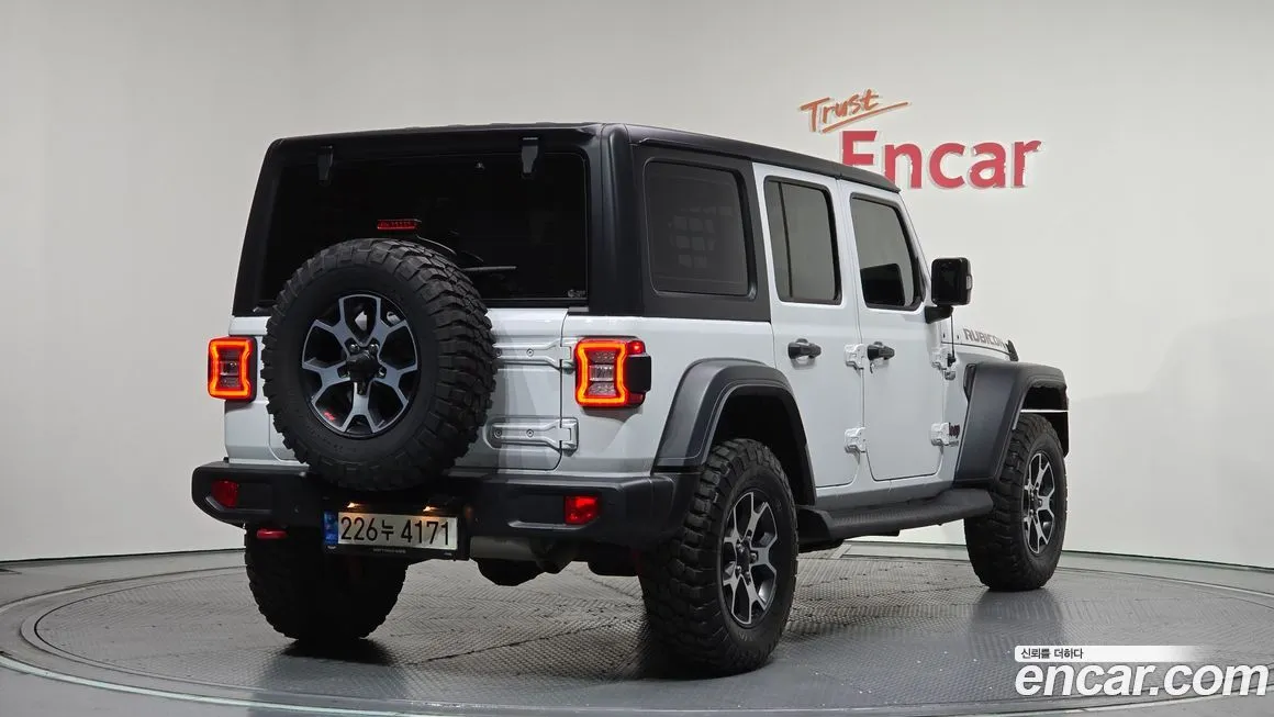 Jeep Wrangler 2021 из KR, фото 7