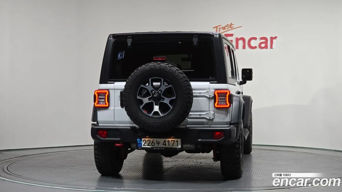 Jeep Wrangler 2021 из KR, фото 2