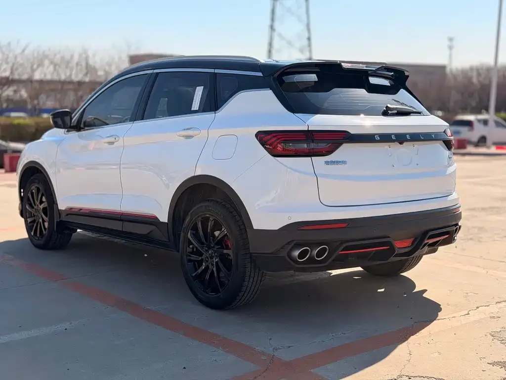 Geely Binyue 2022 из CN, фото 2