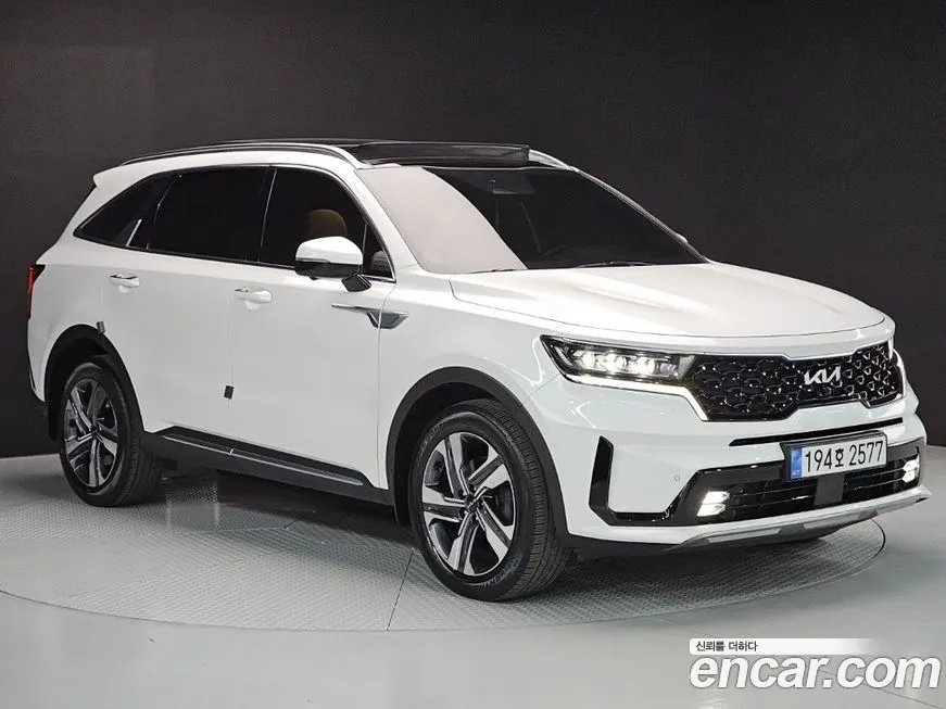 Kia Sorento — фото 6