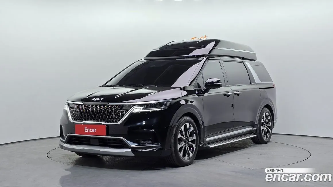 Kia Carnival — фото 1