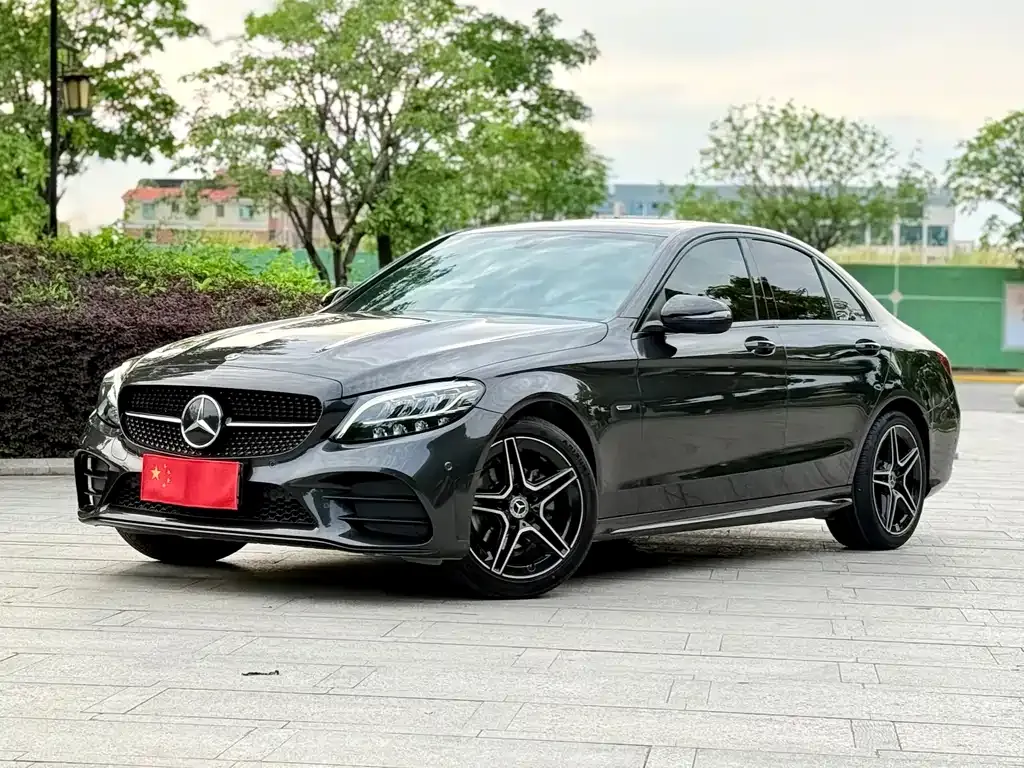 Mercedes-Benz C-Class — фото 1