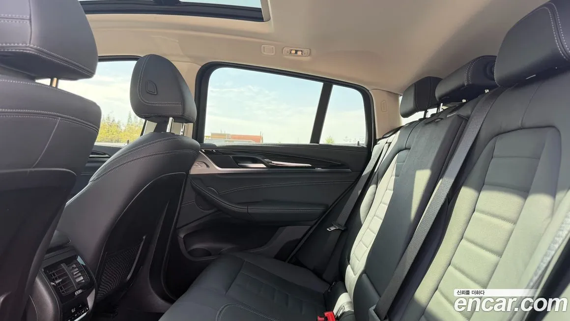 BMW X4 2022 из KR, фото 2