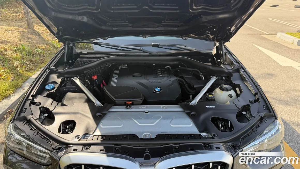 BMW X4 2022 из KR, фото 8