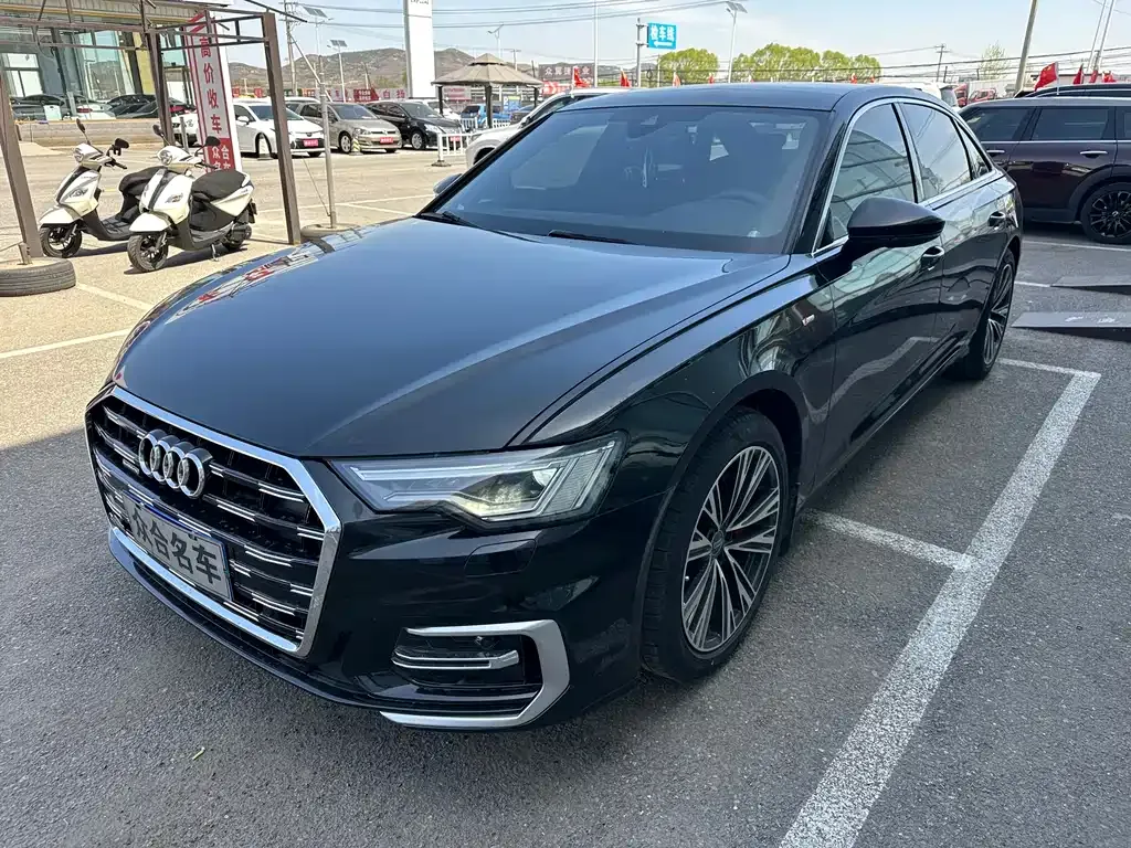 Audi A6L 2023 из CN, фото 1